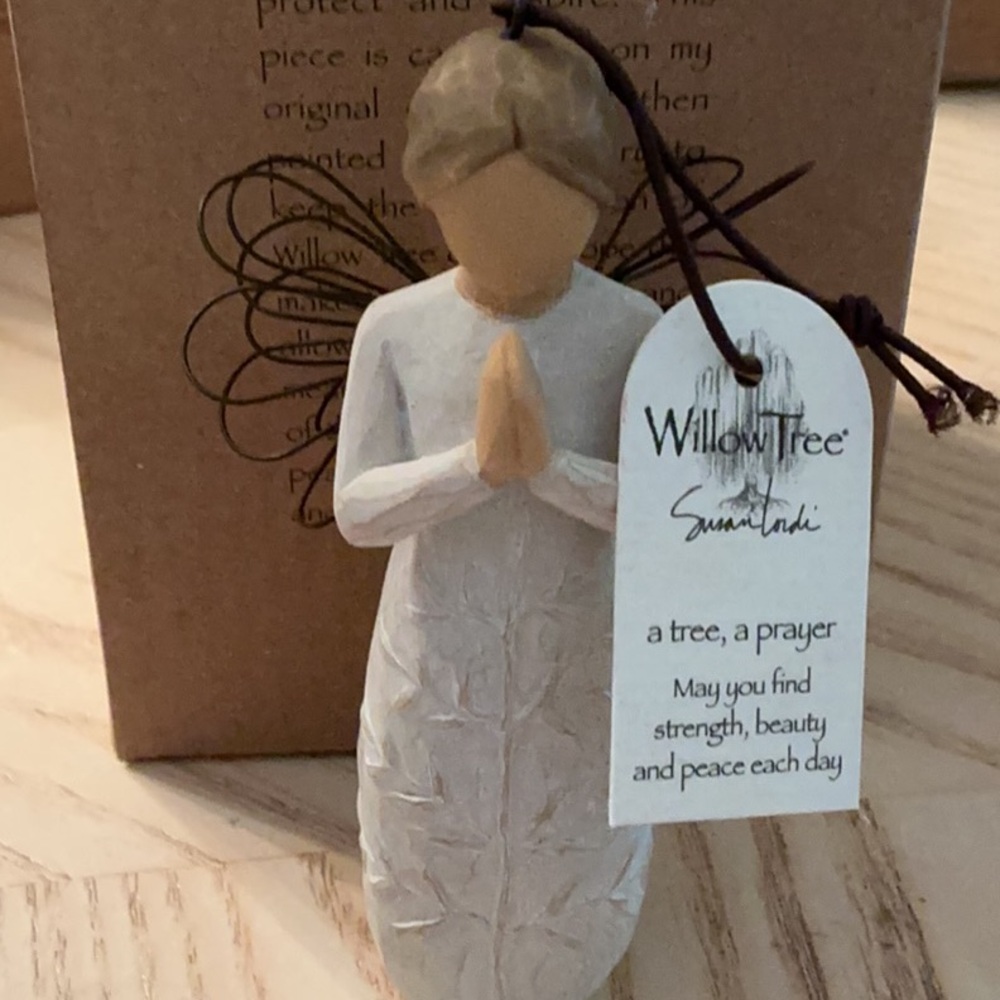 Willow Tree 'A Tree, A Prayer' Angel Ornament Sculpture